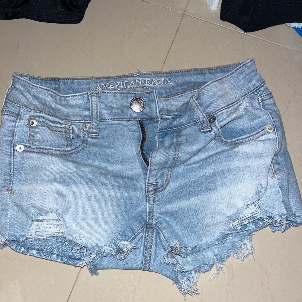 American eagle shortie shorts. Stretchable.
